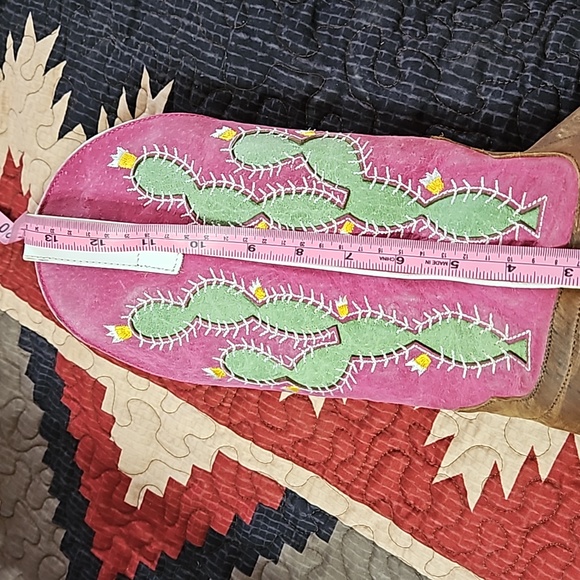 MACIE BEAN Boots Pink Cactus sz 8 NWOT - Picture 6 of 9
